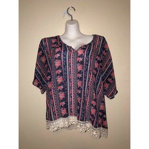 Psst! Women’s Sz 1X Floral Multi Cold Shoulder Top